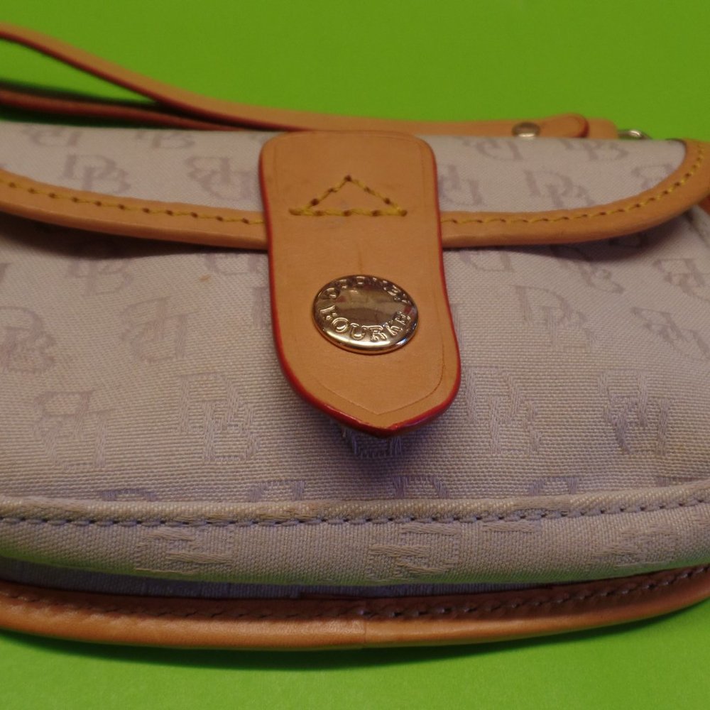 Tan Dooney & Bourke Wristlet